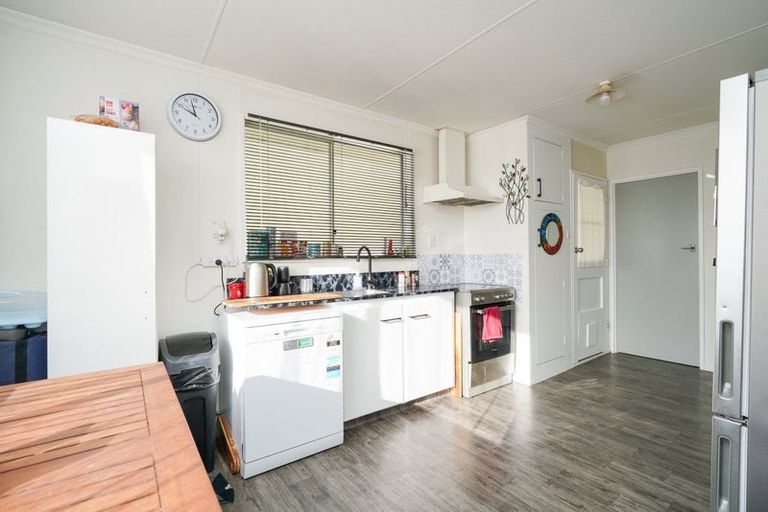 Photo of property in 56 Lauder Crescent, Heidelberg, Invercargill, 9812