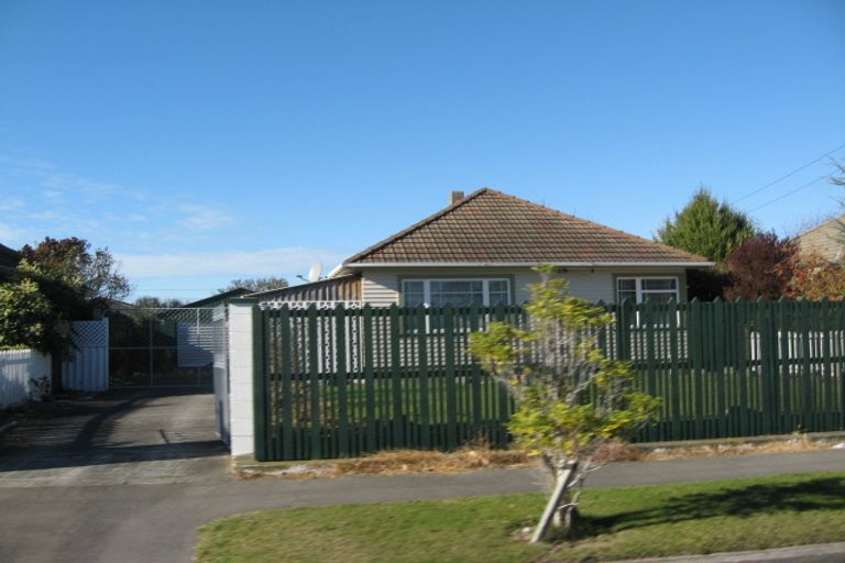 Photo of property in 44 Willryan Avenue, New Brighton, Christchurch, 8083