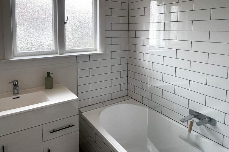 Photo of property in 550a Cranford Street, Papanui, Christchurch, 8052