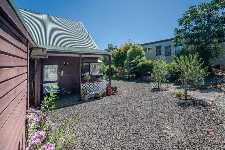 Photo of property in 5 Ngaio Grove, Robinsons Bay, Akaroa, 7581