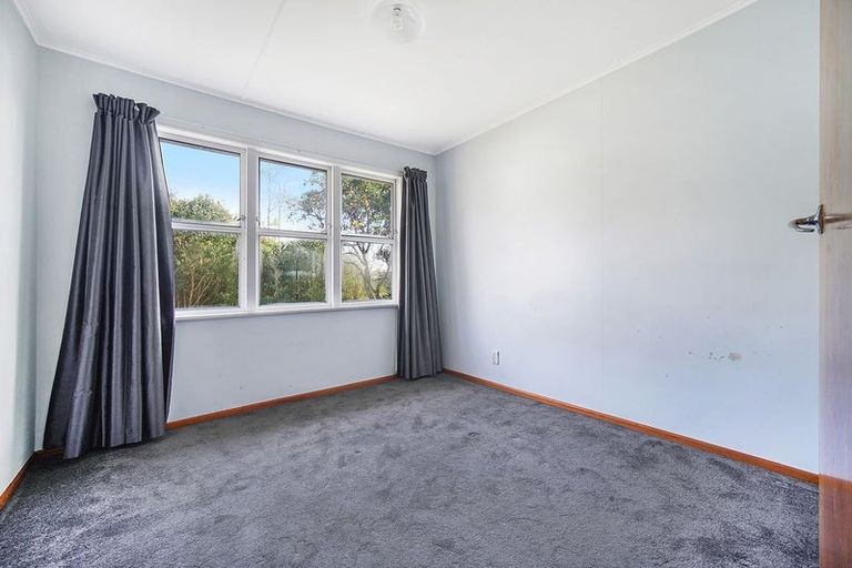 Photo of property in 94 Edmonton Road, Henderson, Auckland, 0612