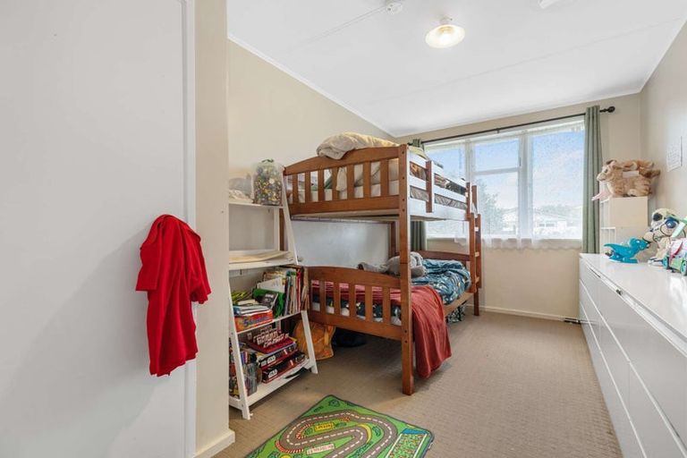 Photo of property in 75b Tabitha Crescent, Henderson, Auckland, 0612