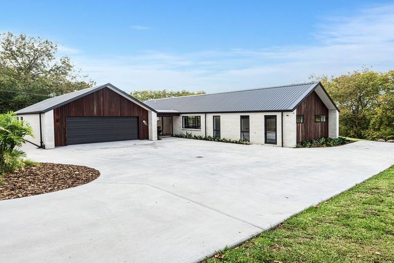 Photo of property in 747 Ngunguru Road, Glenbervie, Whangarei, 0173