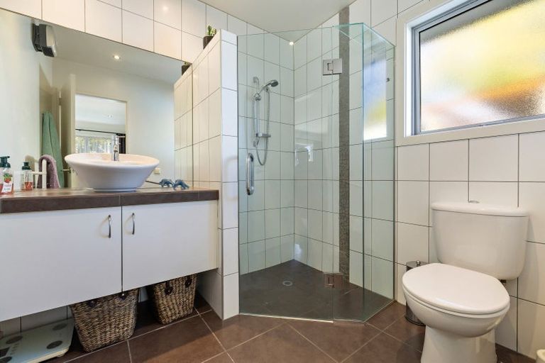 Photo of property in 1 Kelvin Place, Kelvin Heights, Queenstown, 9300