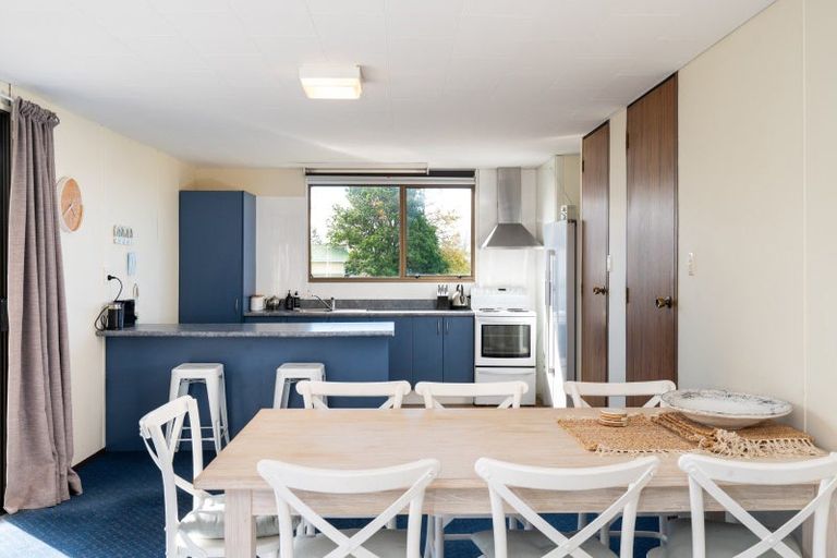 Photo of property in 8a Airini Road, Waimarama, 4294