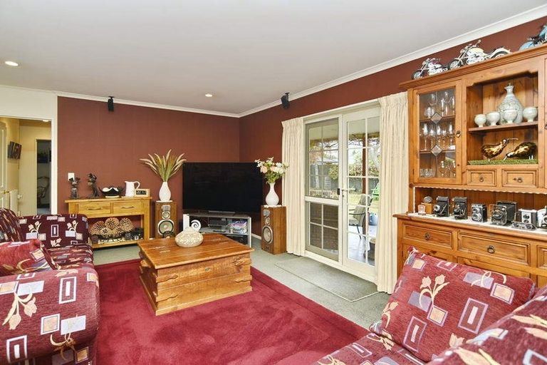 Photo of property in 18 Paget Drive, Woodend, 7610