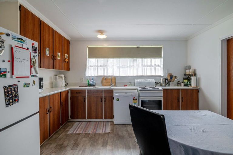 Photo of property in 36 Criterion Street, Bulls, 4818