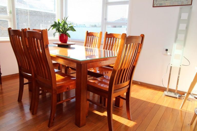 Photo of property in 249 Cambridge Street, Levin, 5510