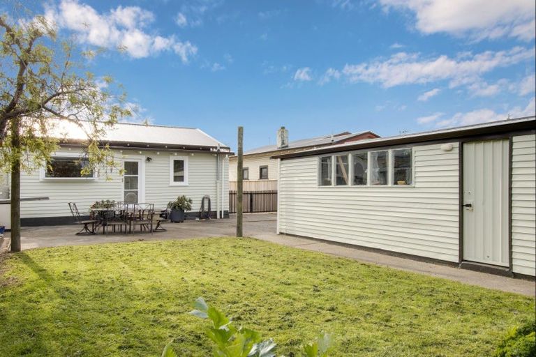 Photo of property in 10 Creagh Street, Te Awa, Napier, 4110