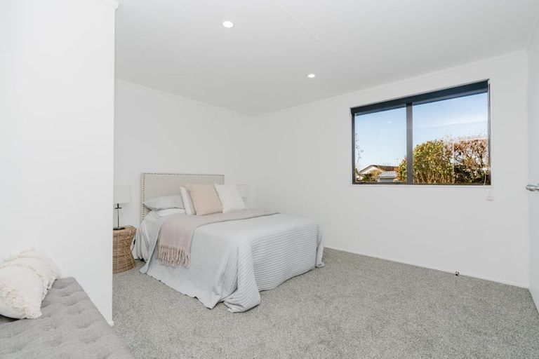 Photo of property in 8 Bruton Place, Nawton, Hamilton, 3200
