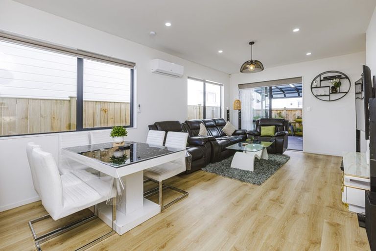 Photo of property in 104 Bellbird Street, Papakura, 2110