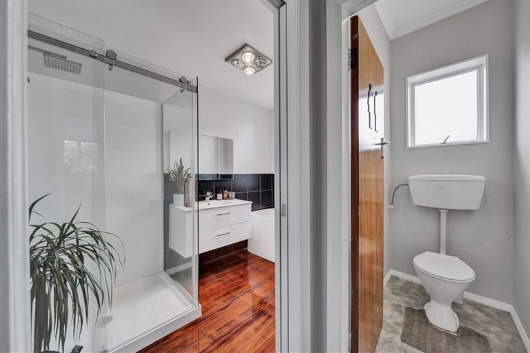 Photo of property in 24 Disraeli Street, Hawera, 4610