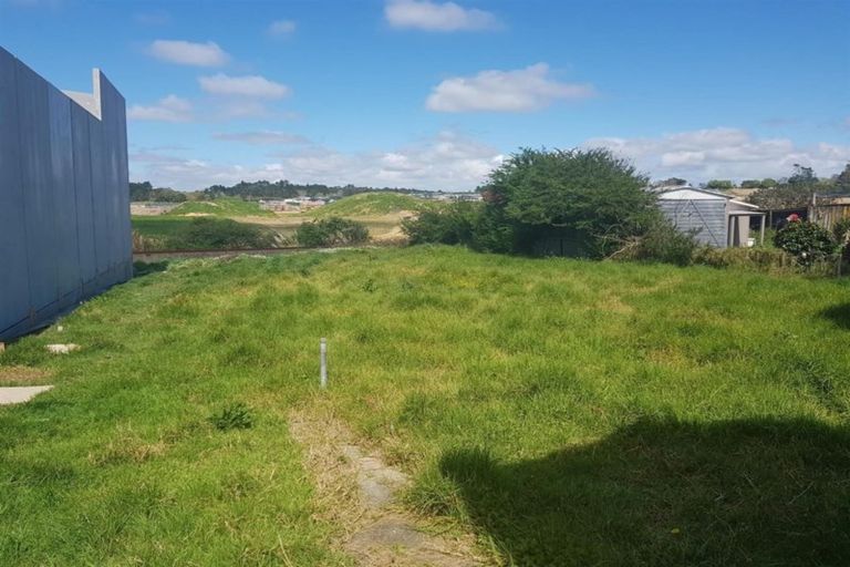 Photo of property in 337 Main Road, Huapai, Kumeu, 0810