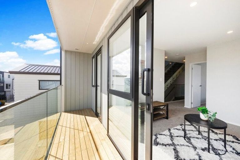 Photo of property in 72 Tahetoka Street, Westgate, Auckland, 0814