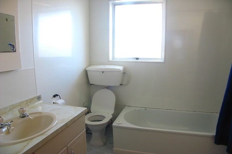 Photo of property in 7/72 Springs Road, Hornby, Christchurch, 8042