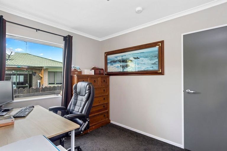 Photo of property in 25 Sunvale Place, Gate Pa, Tauranga, 3112