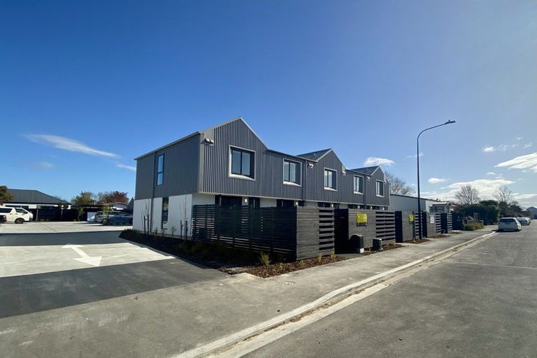 Photo of property in 2/32 Frederick Street, Waltham, Christchurch, 8011