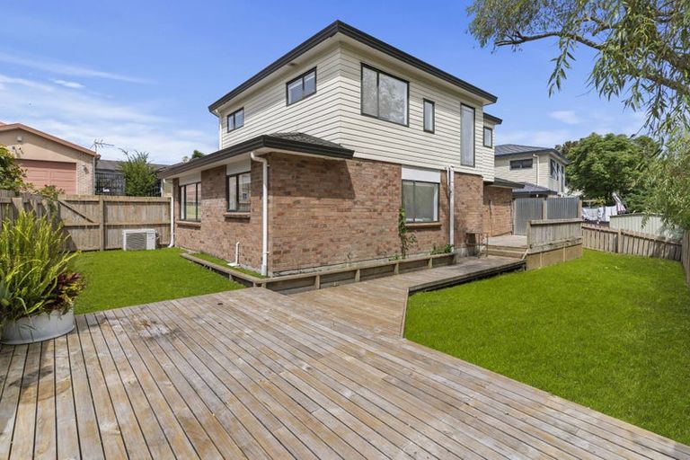 Photo of property in 15 Ali Place, Ranui, Auckland, 0612