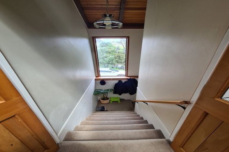 Photo of property in 180 Greenhithe Road, Greenhithe, Auckland, 0632