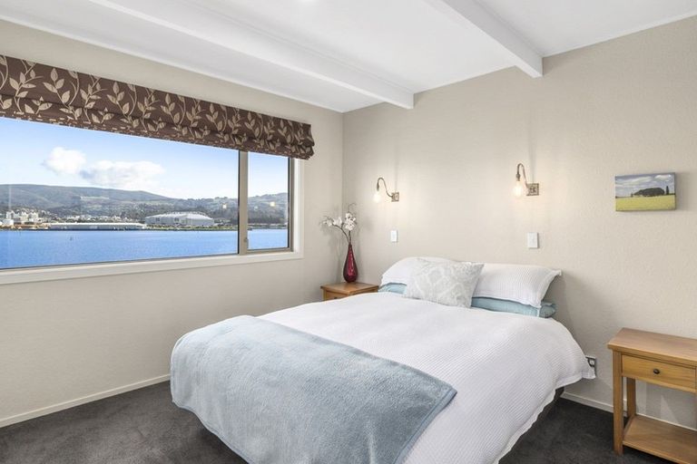 Photo of property in 33 Doon Street, Vauxhall, Dunedin, 9013