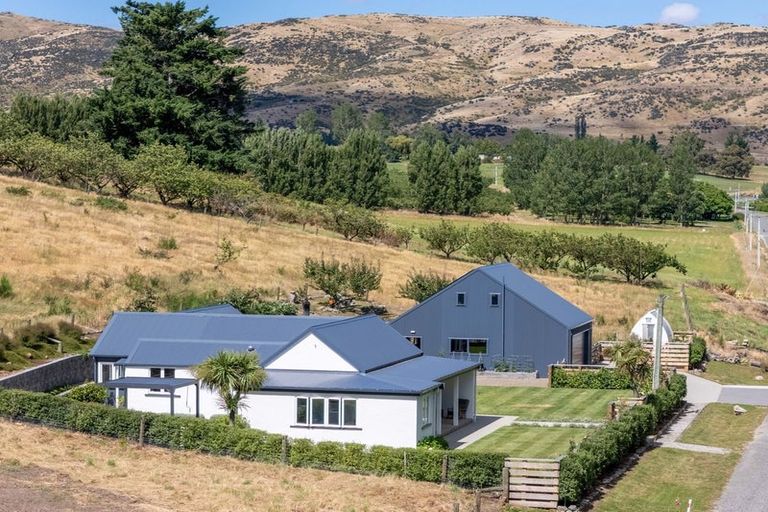 Photo of property in 56 Ladysmith Road, Roxburgh East, Roxburgh, 9571