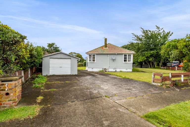 Photo of property in 2 Dixon Avenue, Hawera, 4610