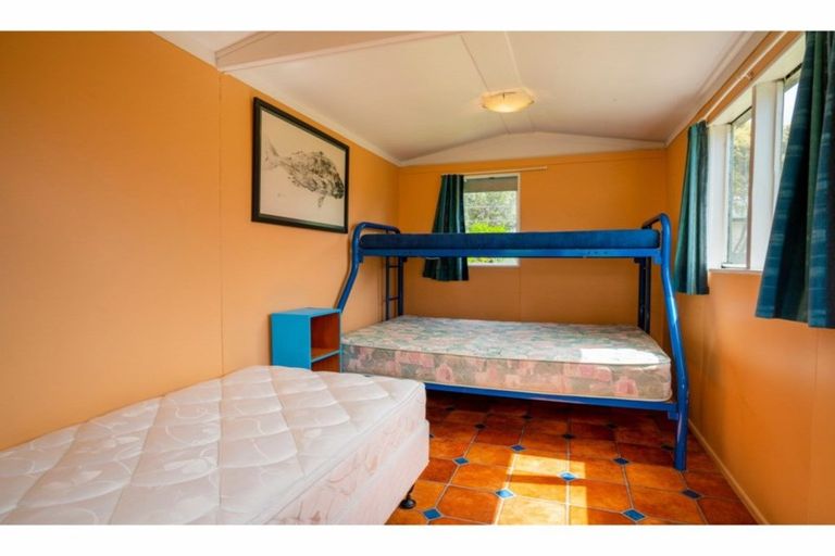 Photo of property in 196 Cook Drive, Whitianga, 3510