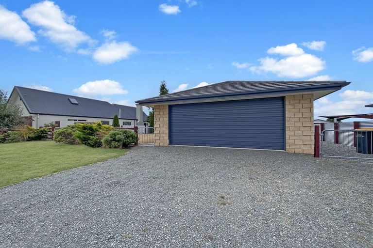 Photo of property in 14 Irishman Drive, Twizel, 7901
