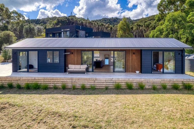 Photo of property in 5866a Russell Whakapara Road, Russell, 0272