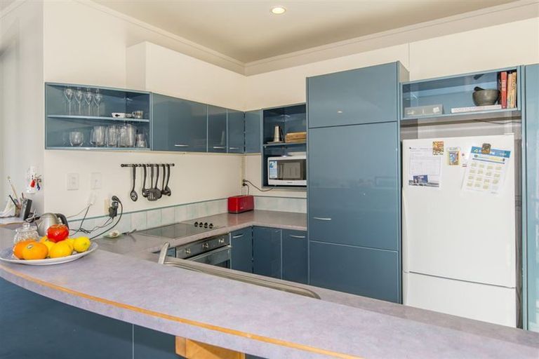 Photo of property in Fernhill Flats, 10/324 The Terrace, Te Aro, Wellington, 6011