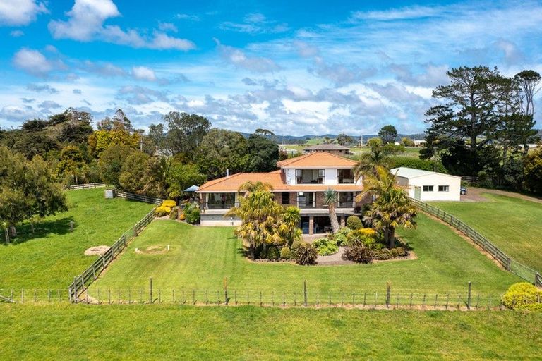 Photo of property in 14 Peters Lane, Taupaki, Henderson, 0782