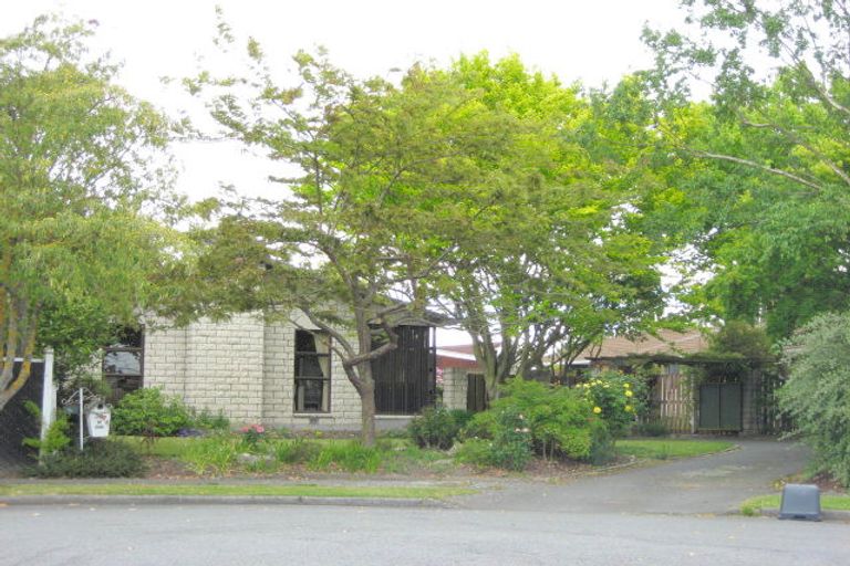 Photo of property in 14 Wallace Place, Rangiora, 7400