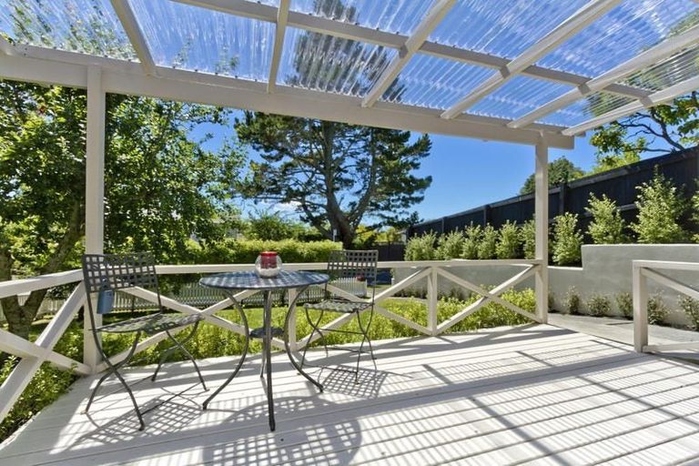 Photo of property in 1/4 Betsland Crescent, Hillcrest, Auckland, 0627