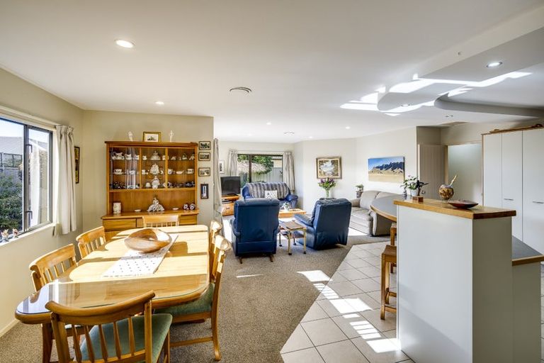 Photo of property in 369 Church Road, Greenmeadows, Napier, 4112