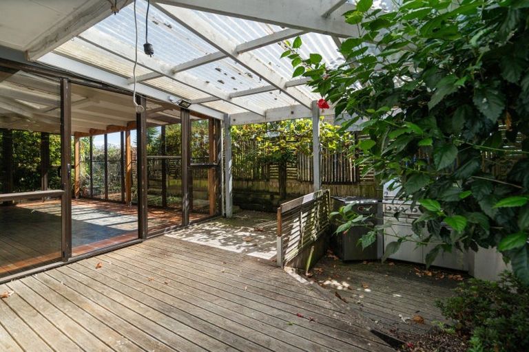 Photo of property in 35 Woodford Avenue, Brookfield, Tauranga, 3110
