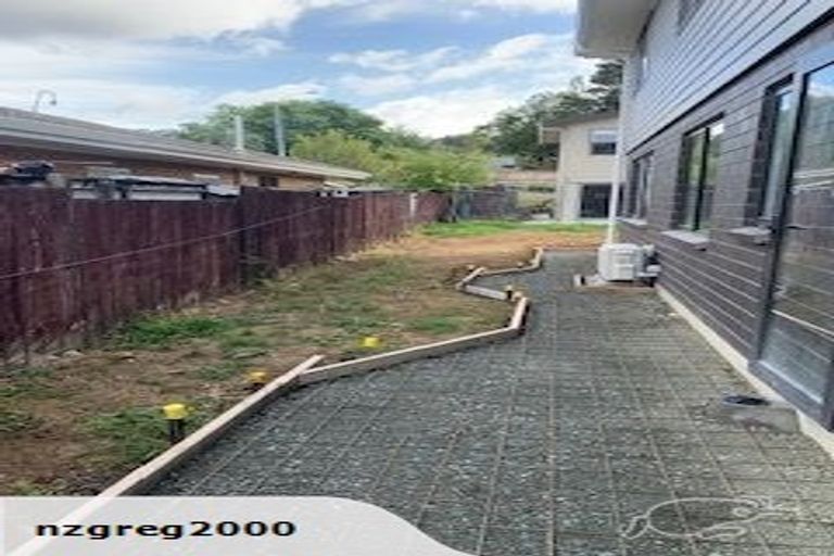 Photo of property in 2a Awaruku Road, Torbay, Auckland, 0630