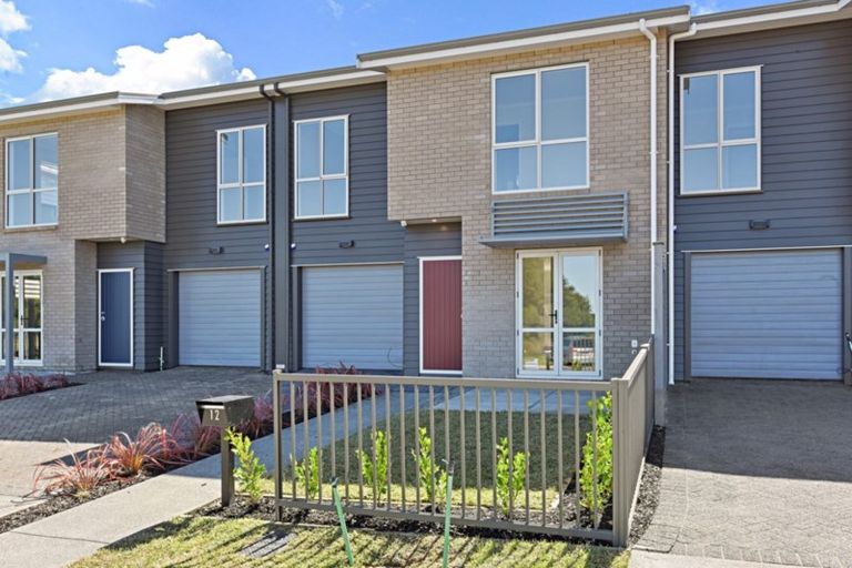 Photo of property in 12 Tamiro Road, Whenuapai, Auckland, 0618