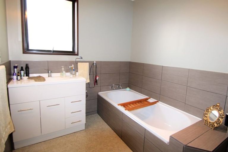 Photo of property in 39 Liverpool Street, Riversdale, 9776