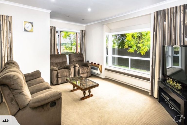 Photo of property in 75 Dunns Avenue, The Pines Beach, 7630