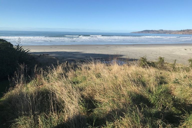 Photo of property in 35 Bay Road, Warrington, Waikouaiti, 9471