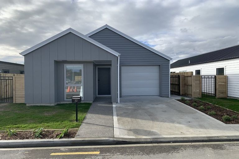 Photo of property in 22 Koru Loop, Paraparaumu, 5032