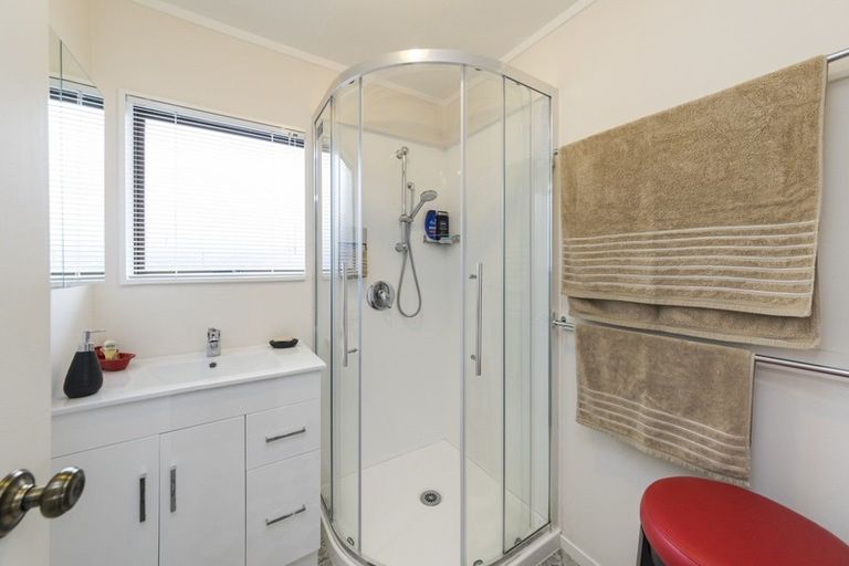 Photo of property in 15 Caroline Drive, Feilding, 4702