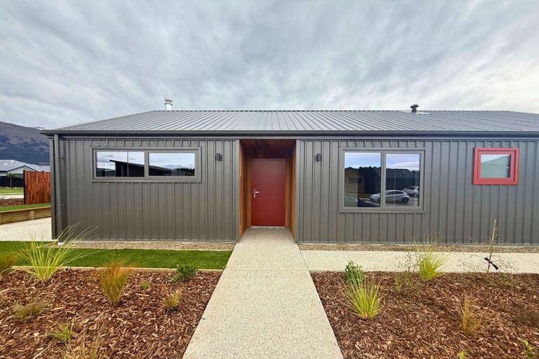 Photo of property in 48 Longview Drive, Lake Hawea, 9382