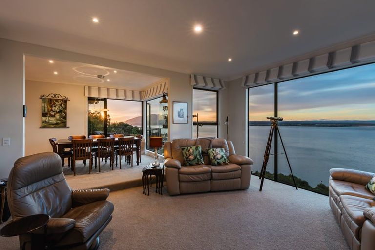 Photo of property in 2/71 Wakeman Road, Acacia Bay, Taupo, 3330