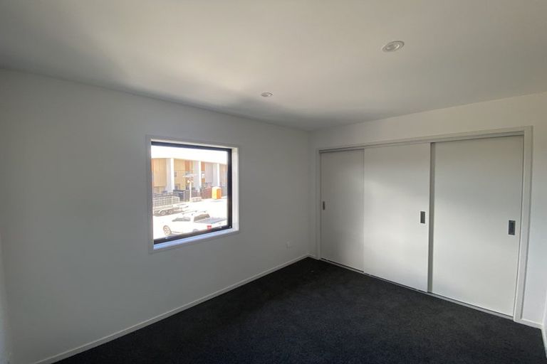 Photo of property in 43 Wallace Road, Hobsonville, Auckland, 0616