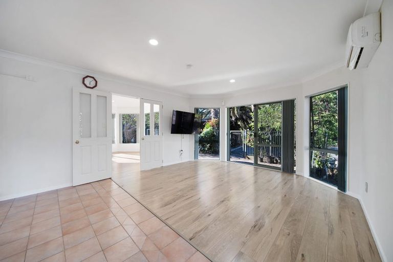 Photo of property in 180 Settlement Road, Papakura, 2110