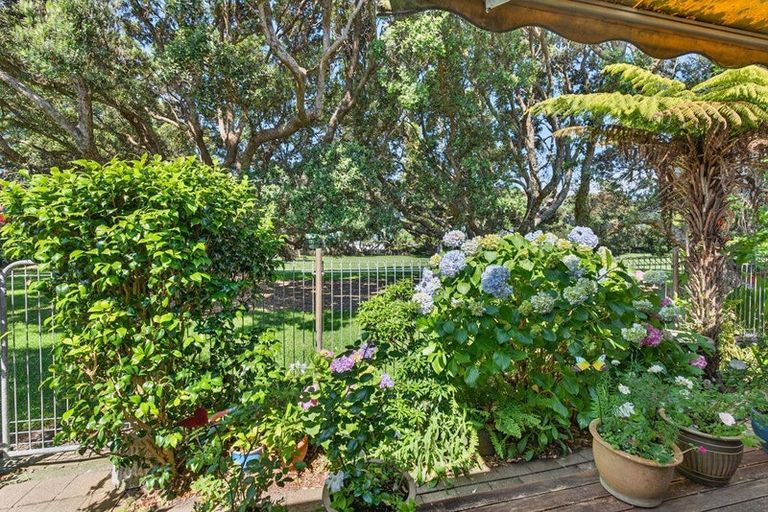 Photo of property in 175a Centreway Road, Orewa, 0931