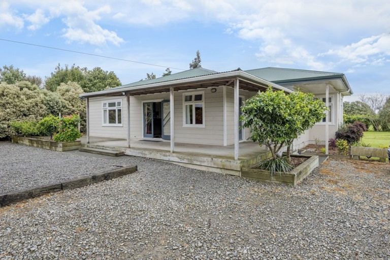 Photo of property in 63 Vista Road, Ohau, 5570