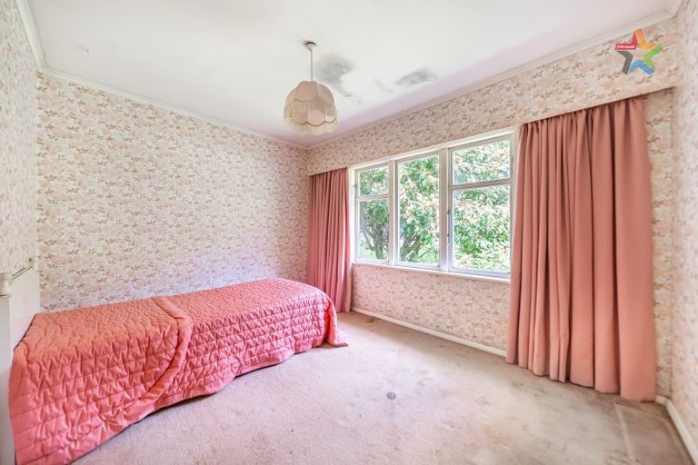 Photo of property in 76 Raukawa Street, Stokes Valley, Lower Hutt, 5019