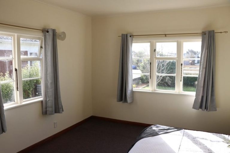 Photo of property in 369 Tay Street, Turnbull Thomson Park, Invercargill, 9810